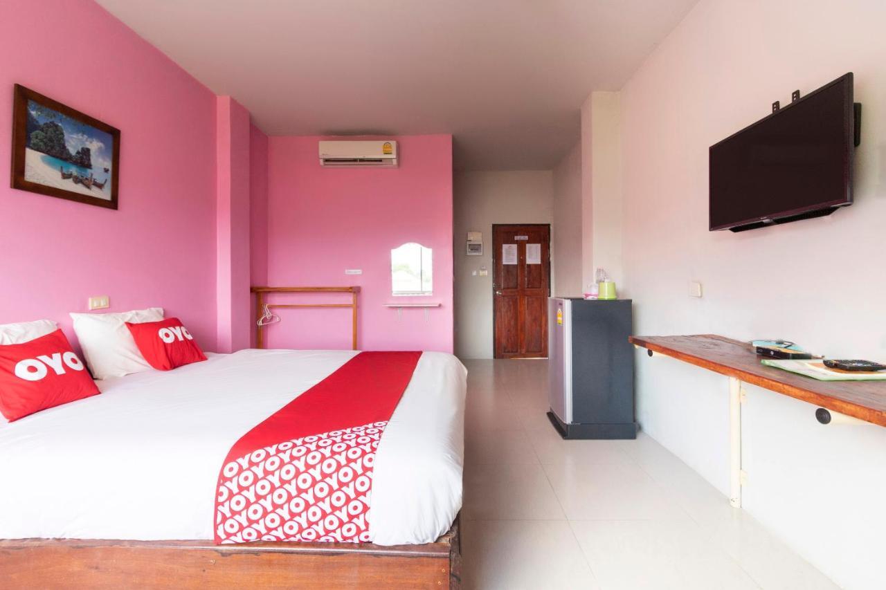 Oyo 632 Thanagrit Apartelle Tha Mai Exteriör bild